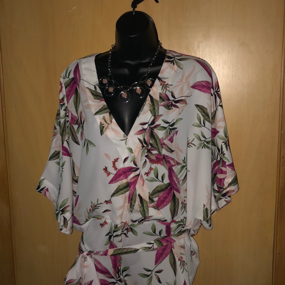 Blouse 4 hr sale